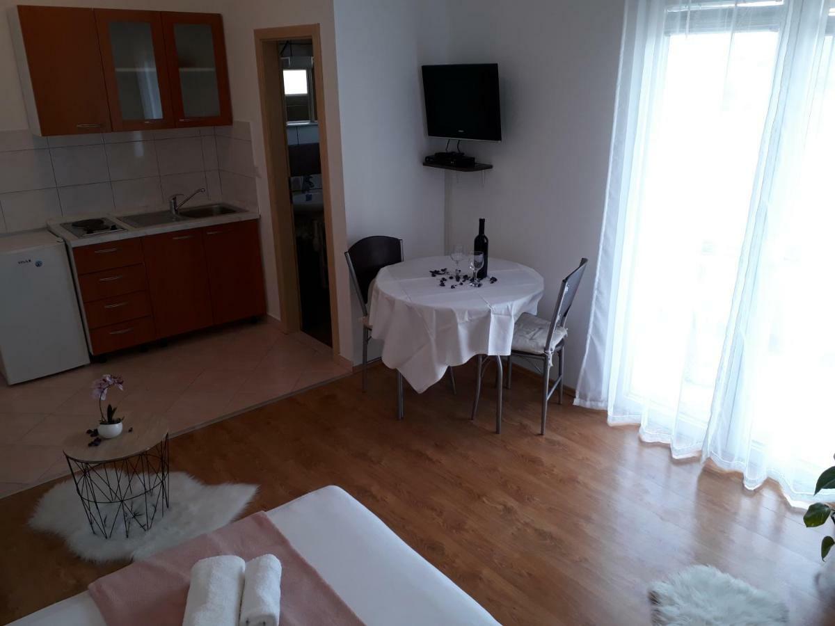 Apartmani Marino Privlaka  Exterior foto